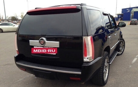 Cadillac Escalade III, 2007 год, 1 600 000 рублей, 2 фотография