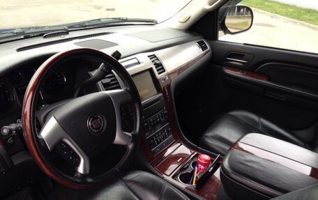 Cadillac Escalade III, 2007 год, 1 600 000 рублей, 5 фотография