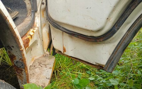Nissan Urvan III, 1991 год, 100 000 рублей, 13 фотография