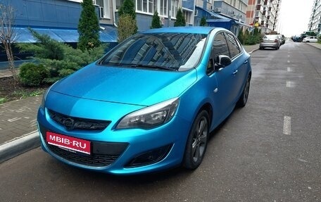 Opel Astra J, 2013 год, 1 000 000 рублей, 1 фотография