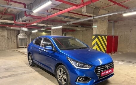 Hyundai Solaris II рестайлинг, 2018 год, 1 500 000 рублей, 1 фотография