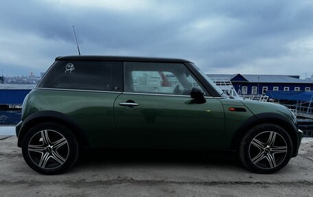 MINI Hatch, 2006 год, 550 000 рублей, 6 фотография