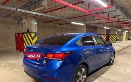 Hyundai Solaris II рестайлинг, 2018 год, 1 500 000 рублей, 4 фотография