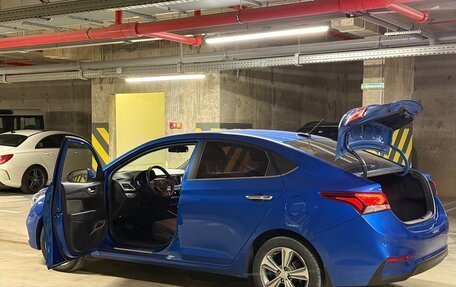 Hyundai Solaris II рестайлинг, 2018 год, 1 500 000 рублей, 19 фотография