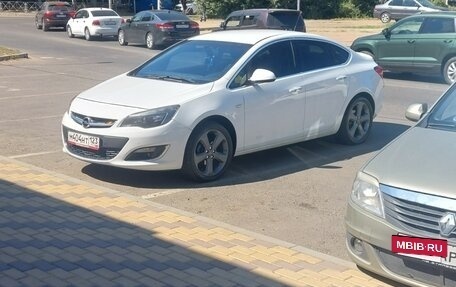 Opel Astra J, 2013 год, 1 000 000 рублей, 19 фотография