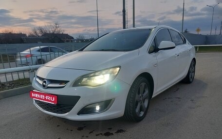Opel Astra J, 2013 год, 1 000 000 рублей, 12 фотография