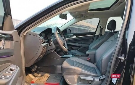 Volkswagen Passat B8 рестайлинг, 2023 год, 2 156 400 рублей, 10 фотография