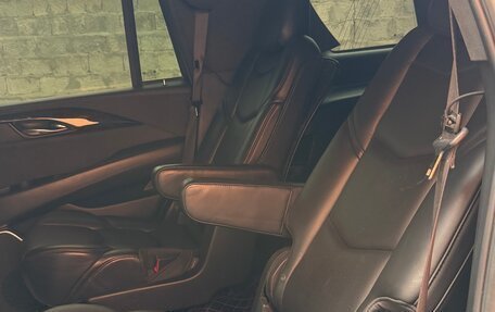 Cadillac Escalade IV, 2019 год, 4 500 000 рублей, 17 фотография