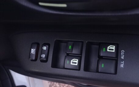 Toyota Wish II, 2011 год, 1 500 000 рублей, 8 фотография