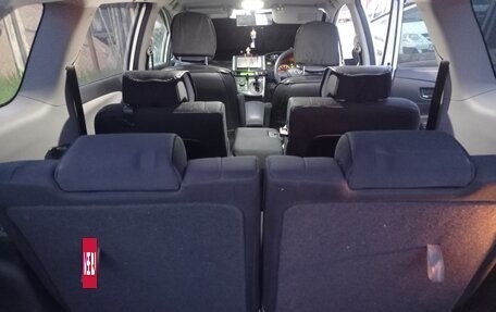 Toyota Wish II, 2011 год, 1 500 000 рублей, 11 фотография