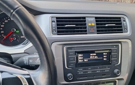 Volkswagen Jetta VI, 2018 год, 1 220 000 рублей, 4 фотография