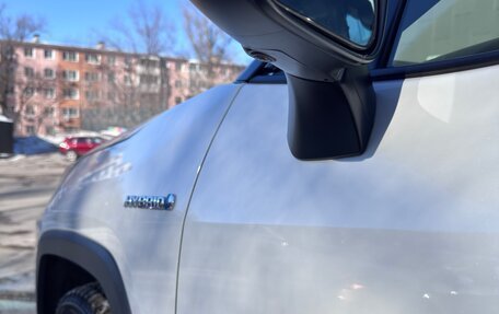 Toyota RAV4, 2020 год, 3 650 000 рублей, 2 фотография