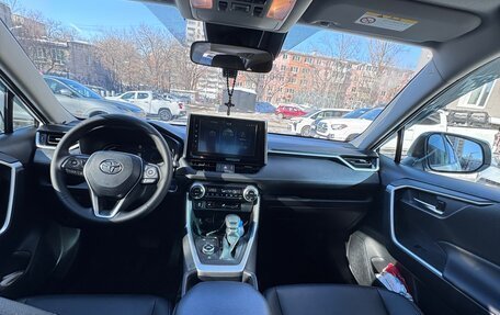 Toyota RAV4, 2020 год, 3 650 000 рублей, 15 фотография