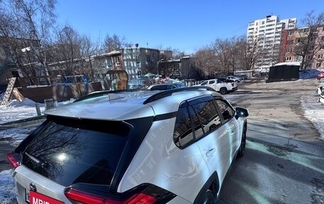 Toyota RAV4, 2020 год, 3 650 000 рублей, 9 фотография