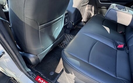 Toyota RAV4, 2020 год, 3 650 000 рублей, 12 фотография