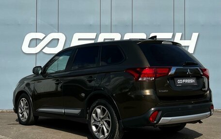 Mitsubishi Outlander III рестайлинг 3, 2018 год, 1 929 000 рублей, 2 фотография