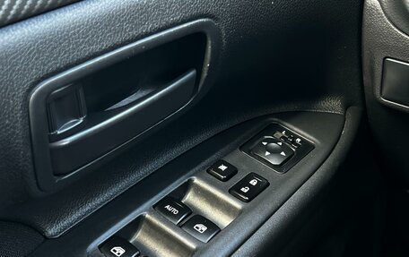 Mitsubishi Outlander III рестайлинг 3, 2018 год, 1 929 000 рублей, 13 фотография