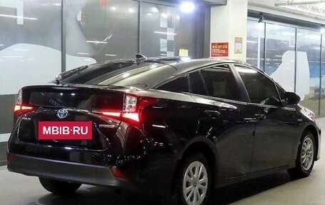 Toyota Prius IV XW50, 2022 год, 1 970 173 рублей, 6 фотография