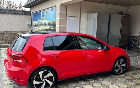 Volkswagen Golf GTI VII, 2018 год, 2 300 000 рублей, 5 фотография
