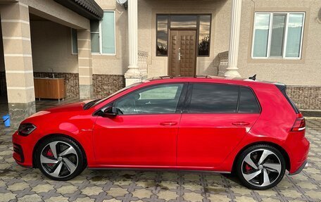 Volkswagen Golf GTI VII, 2018 год, 2 300 000 рублей, 10 фотография