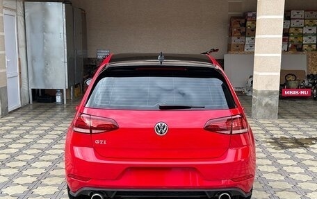 Volkswagen Golf GTI VII, 2018 год, 2 300 000 рублей, 15 фотография