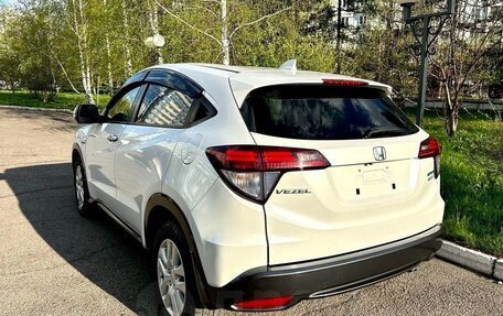 Honda Vezel, 2014 год, 1 250 000 рублей, 16 фотография