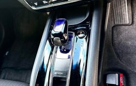 Honda Vezel, 2014 год, 1 250 000 рублей, 9 фотография