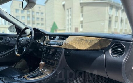 Mercedes-Benz CLS, 2007 год, 925 000 рублей, 10 фотография