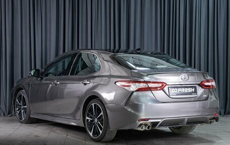 Toyota Camry, 2020 год, 3 250 000 рублей, 2 фотография