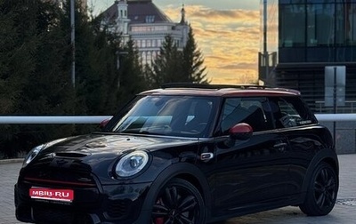 MINI Hatch, 2018 год, 2 650 000 рублей, 1 фотография