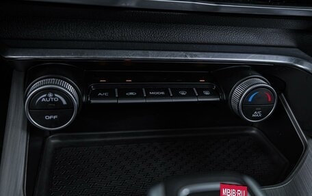 Geely Coolray I, 2022 год, 1 650 000 рублей, 18 фотография