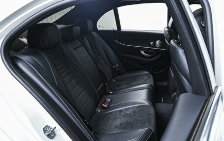 Mercedes-Benz E-Класс, 2018 год, 3 699 000 рублей, 10 фотография