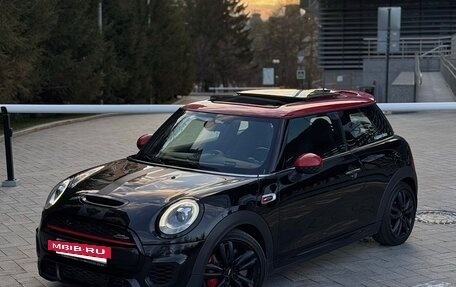 MINI Hatch, 2018 год, 2 650 000 рублей, 2 фотография