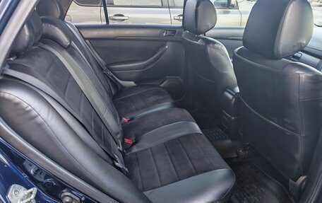 Toyota Avensis III рестайлинг, 2006 год, 650 000 рублей, 5 фотография