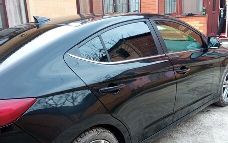 Hyundai Elantra VI рестайлинг, 2017 год, 1 170 000 рублей, 4 фотография