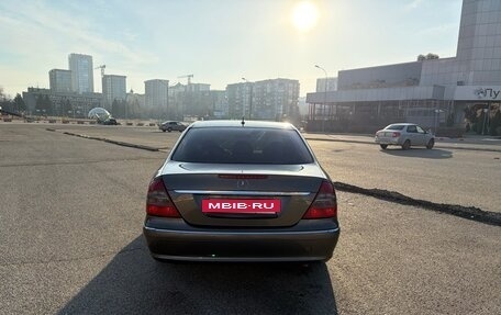 Mercedes-Benz E-Класс, 2006 год, 990 000 рублей, 5 фотография