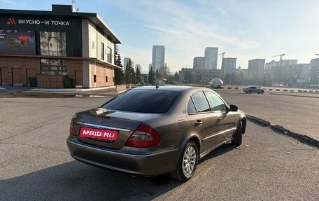 Mercedes-Benz E-Класс, 2006 год, 990 000 рублей, 4 фотография