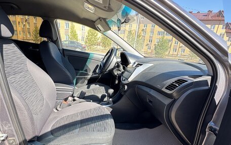 Hyundai Solaris II рестайлинг, 2015 год, 529 000 рублей, 8 фотография