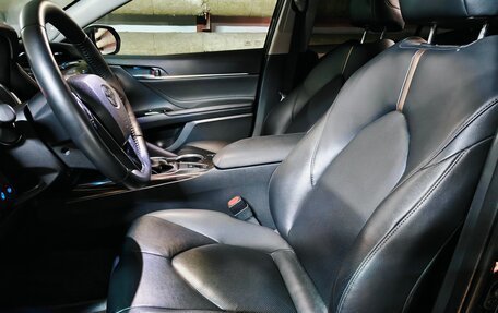 Toyota Camry, 2020 год, 3 899 000 рублей, 3 фотография