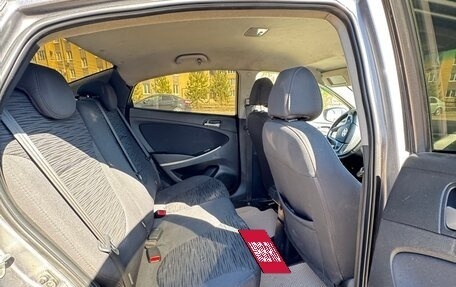 Hyundai Solaris II рестайлинг, 2015 год, 529 000 рублей, 13 фотография