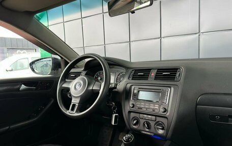 Volkswagen Jetta VI, 2014 год, 999 000 рублей, 17 фотография