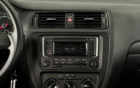 Volkswagen Jetta VI, 2014 год, 999 000 рублей, 19 фотография