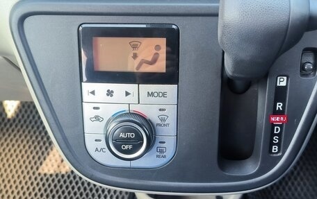 Toyota Passo III, 2017 год, 850 000 рублей, 11 фотография