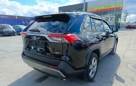 Toyota RAV4, 2021 год, 3 399 995 рублей, 7 фотография