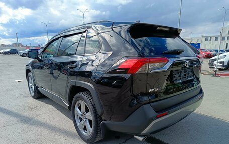 Toyota RAV4, 2021 год, 3 399 995 рублей, 5 фотография