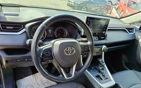 Toyota RAV4, 2021 год, 3 399 995 рублей, 15 фотография