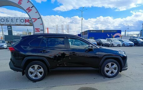 Toyota RAV4, 2021 год, 3 399 995 рублей, 8 фотография