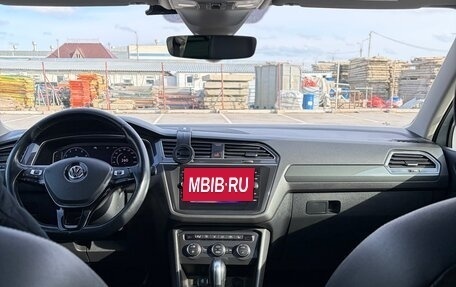 Volkswagen Tiguan II, 2019 год, 3 400 000 рублей, 18 фотография