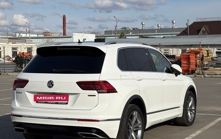 Volkswagen Tiguan II, 2019 год, 3 400 000 рублей, 20 фотография