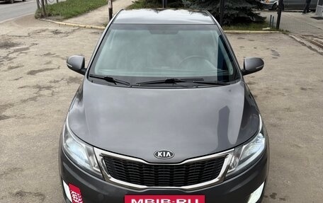 KIA Rio III рестайлинг, 2015 год, 950 000 рублей, 5 фотография